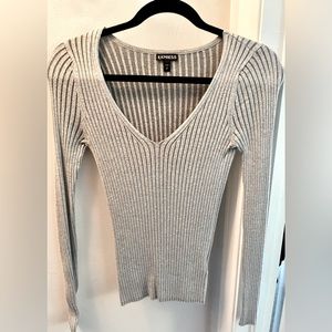 Gray sweater